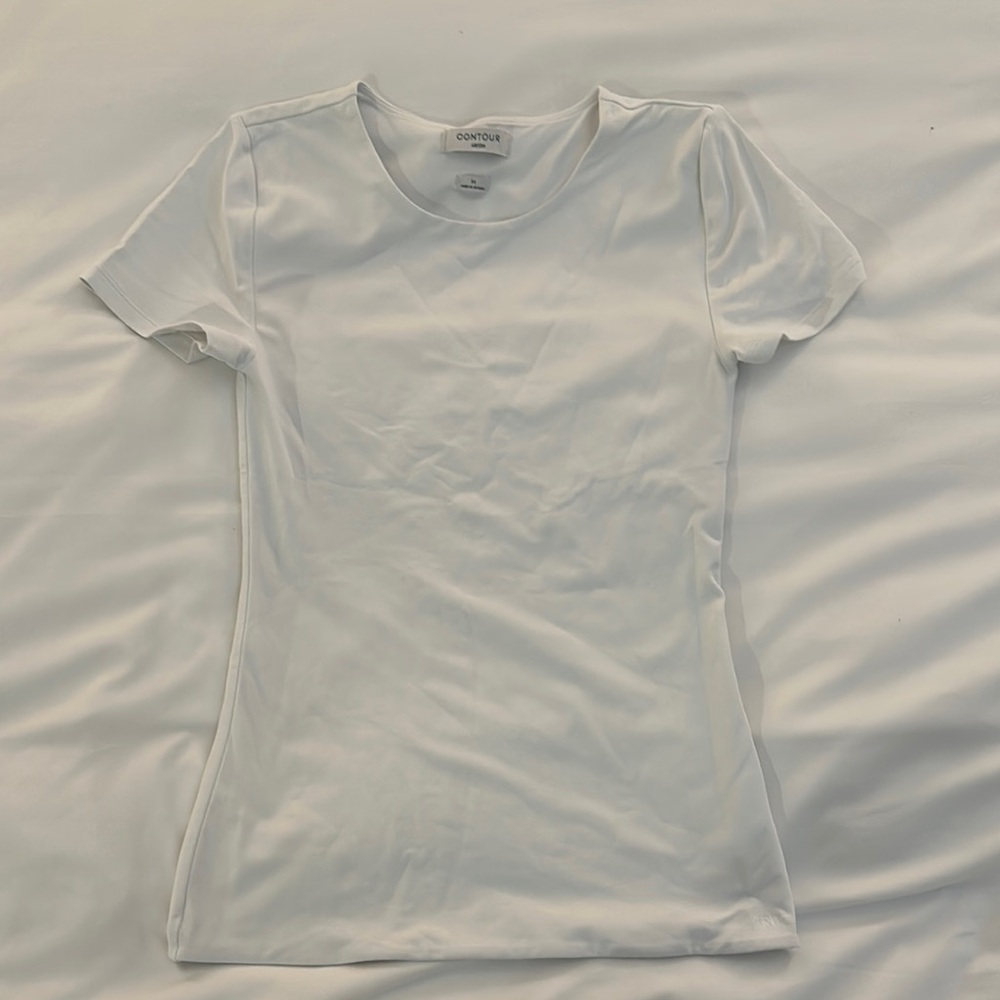 Aritzia Contour Top